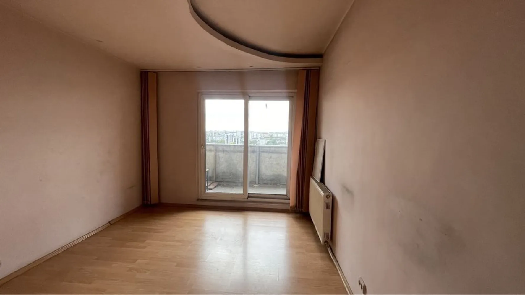 Apartament 4 camere de vazare- Calea Vitan