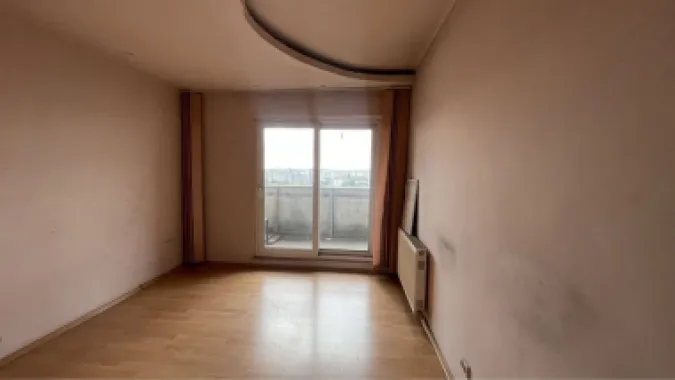 Apartament 4 camere de vazare- Calea Vitan