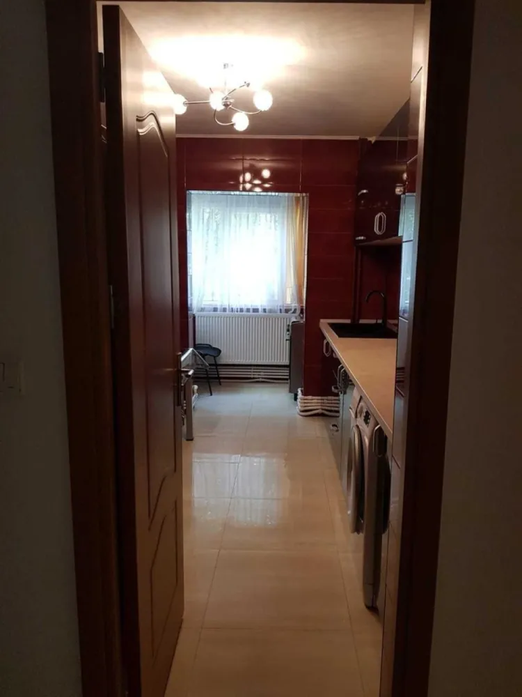 Proprietar vând apartament de 4 camere, zona Colentina - Fundeni