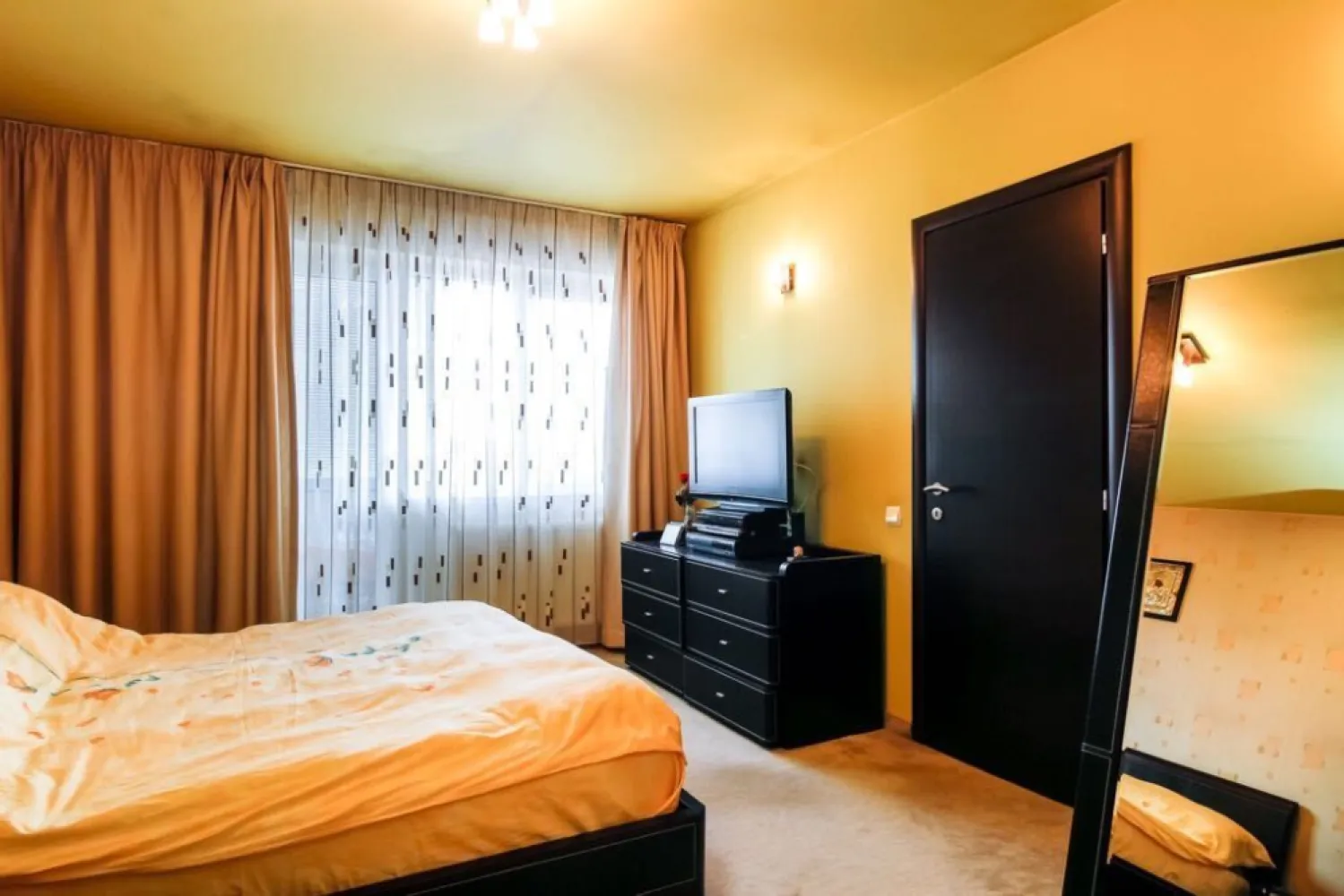Vand apartament de lux
