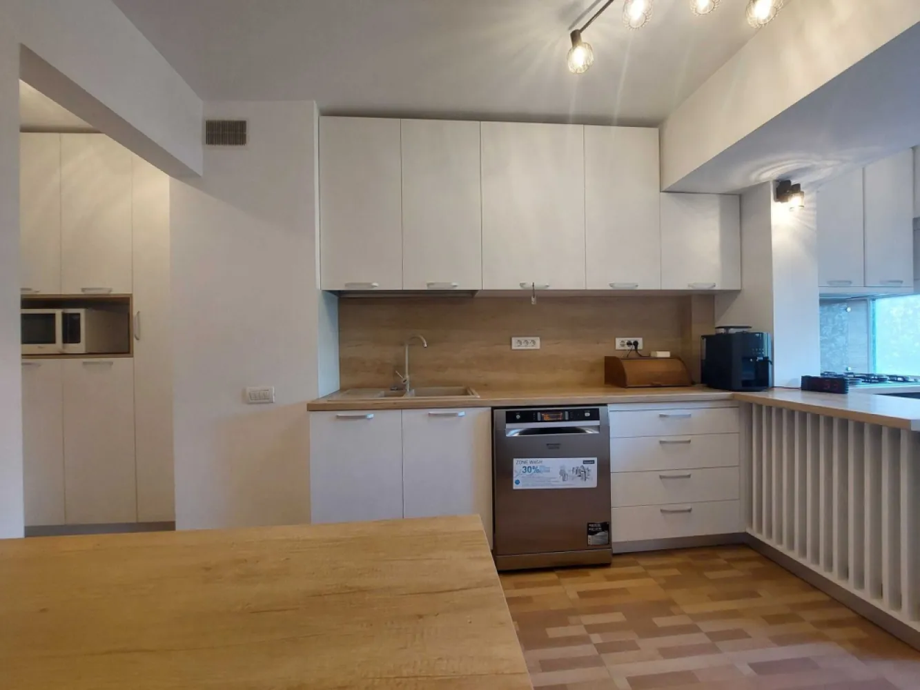 Apartament 4 camere Ion Mihalache, Piata 1 Mai, Domenii, Turda