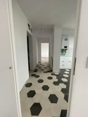 Ag BRASADAS vinde apt 2 cam Botizului 60 mp etaj4.