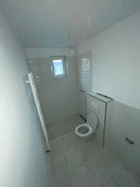 Ag BRASADAS vinde apt 2 cam Botizului 60 mp etaj4.