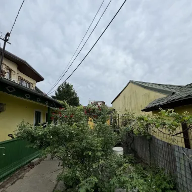 Casa cu teren zona Mărțișor langa parc Lumea Copiilor Brâncoveanu