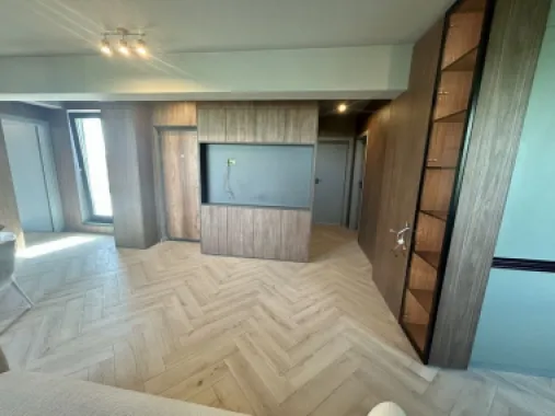 BRASADAS închiriaza ap NOU 3 cam bloc boutiqe Straulesti.