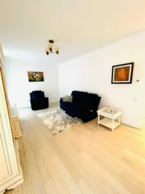 Inchiriere Apartament 2 camere Win Heratsrau-parcare