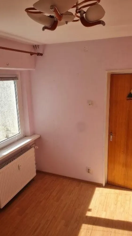 Apartament 3 camere, Clucerului