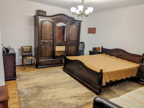 Bazilescu,2012,5 cam.+pod mansardabil,garaj,luminoasa si eleganta,zona curata