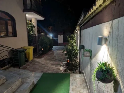 Bazilescu,2012,5 cam.+pod mansardabil,garaj,luminoasa si eleganta,zona curata