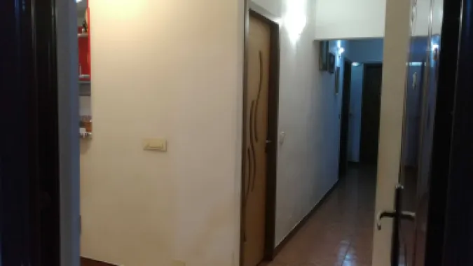 APARTAMENT 3 CAMERE, decomandat, cartier Baneasa, particular