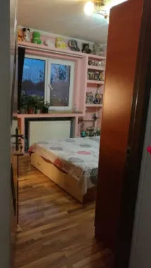APARTAMENT 3 CAMERE, decomandat, cartier Baneasa, particular