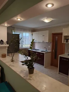 Proprietar, vand vila individuala Siseşti, singur in curte
