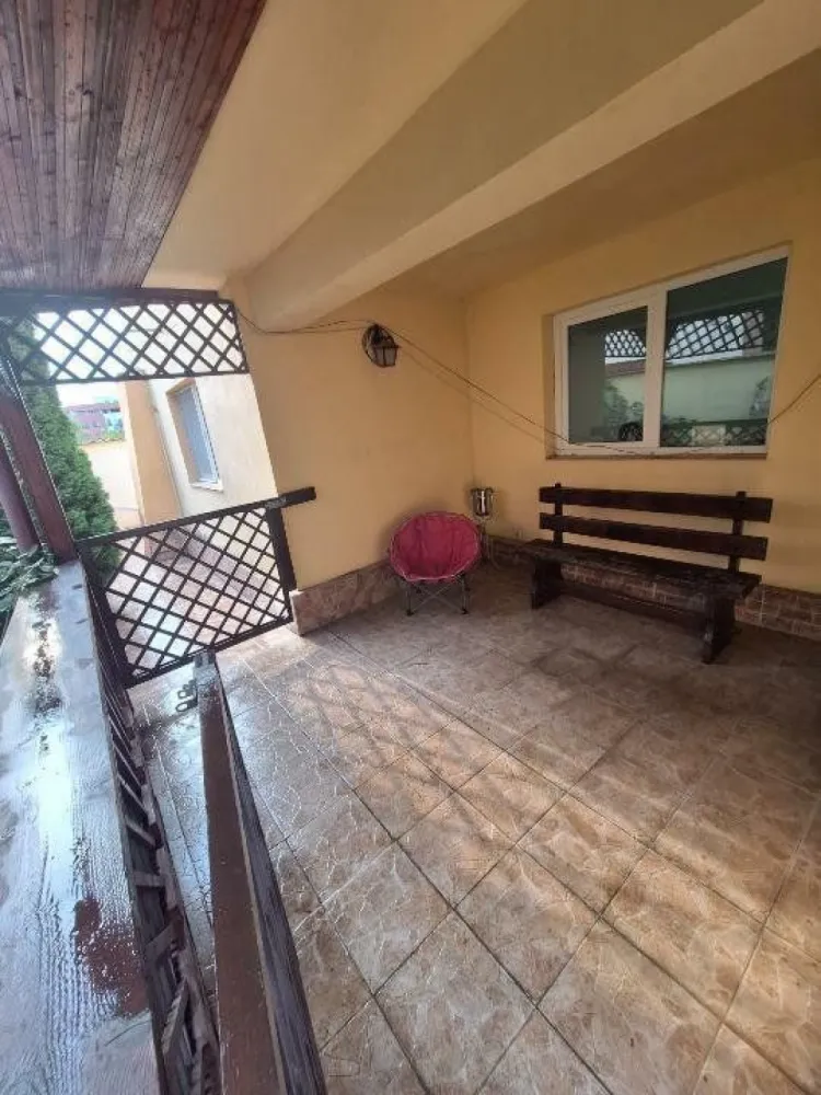 Proprietar, vand vila individuala Siseşti, singur in curte