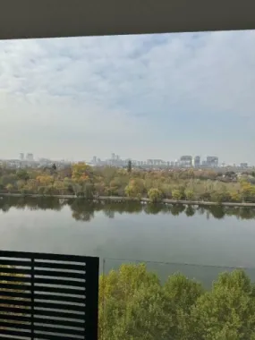 Pers fizică - Apartament de vis cu 3 camere şi vedere superba spre lac!