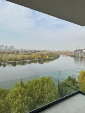 Pers fizică - Apartament de vis cu 3 camere şi vedere superba spre lac!