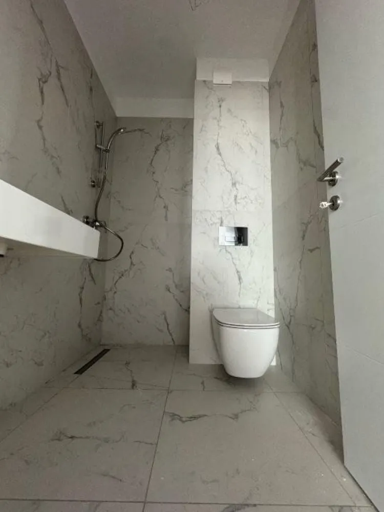 Pers fizică - Apartament de vis cu 3 camere şi vedere superba spre lac!