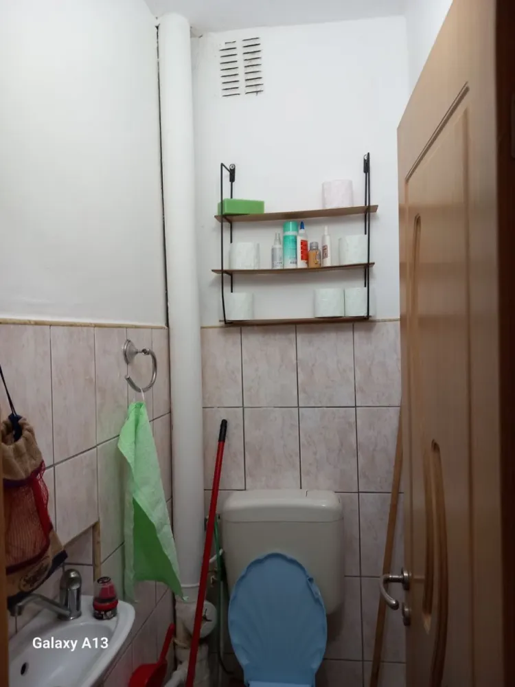 ageuropa.ro vinde ap 3 cam DECOMANDATE Etaj 3/4 in Soarelui.