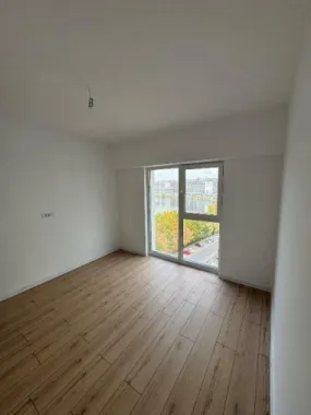Pers fizică - Apartament de vis cu 3 camere şi vedere superba spre lac!