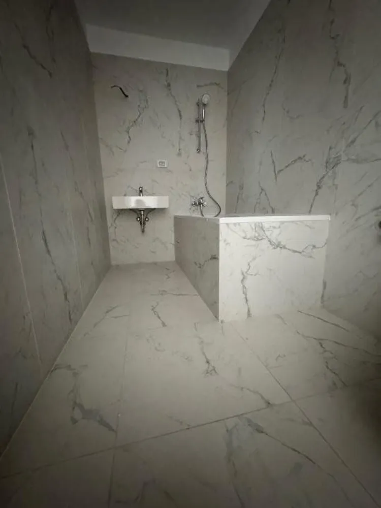 Pers fizică - Apartament de vis cu 3 camere şi vedere superba spre lac!