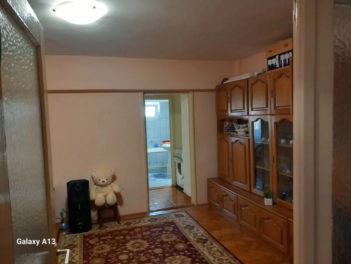 Ag EUROPA vinde ap. 2 cam RENOVAT in 65mp Carpați 2 Etaj 4. - Agenția EUROPA vinde apartament RENOVAT cu 2 camere cu suprafata utila de 65mp în Carpați 2 la etajul 4/10. Www.brasadas.com.