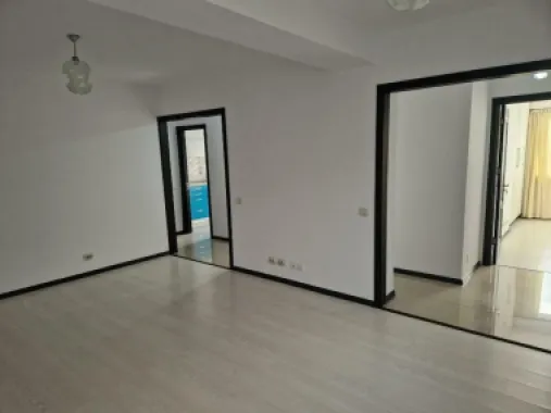 Vanzare apartament 3 camere, Bucureşti, Sector 3, Str Ilioara