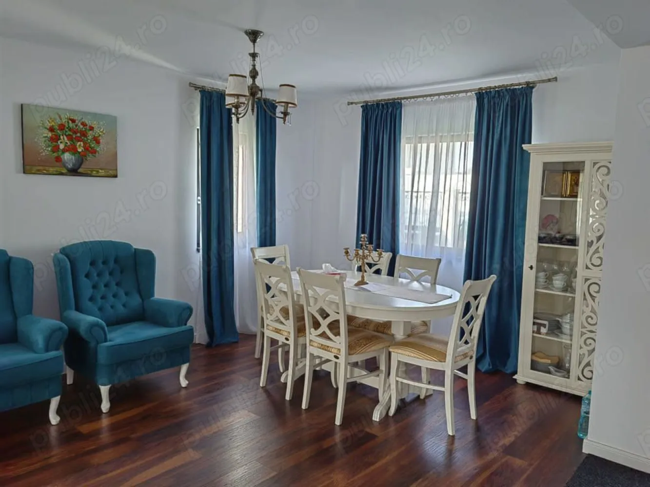 Casa de vânzare Miroslava D+P+1E - Proprietar vând casă model deosebit tip mediteranean în Vorovesti-Miroslava D+P+1E racordată la toate utilitățile,139mp utili, 430 mp teren, 15mp beci, Terasa acoperita 15mp. Ascces rapid la strada principală asfaltata 150m, stație de autobuz la 200m,spălătorie auto la 200 m,supermarket, farmacie, grădiniță, școală. Instalație automatizata de irigare Centrala termica prin condensare - sistem de incalzire centralizat pe 3 zone cu termostate. Canalizare tip fosa ecologica Încălzire în pardoseala la parter și etaj calorifere. Finisaje de înaltă calitate,loc de parcare. Construcție 2022 Scari interioare din lemn masiv Uși lemn masiv Mobila bucătărie pe comanda din MDF Vopsit Bai echipate complet, vas wc suspendat grohe, lavoar ceramica, etc. Cabina de dus și cada premium cu termostat grohe. Demisol - Beci 15m Parter- Living spațios, bucătărie separată cu ieșire pe terasă, hol, baie Etaj- 3 camere cu balcoane, baie, hol, pod pentru depozitare. Preț 230.000eur - persoana fizica -(zero șapte patru trei șapte opt noua zero trei șapte)