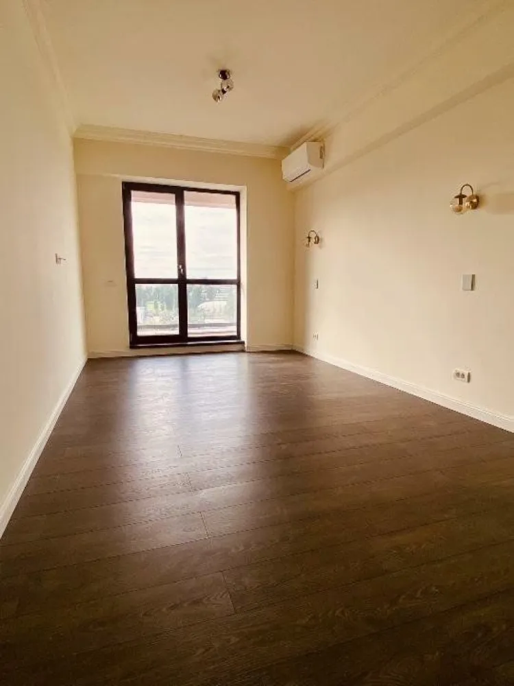 Penthouse în complexul Conest Edifici Mihai Bravu