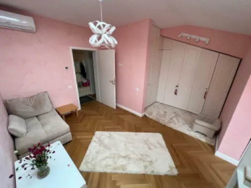 Apartament cu 3 camere in Aviatiei