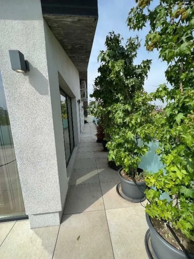 Apartament cu 3 camere in Aviatiei