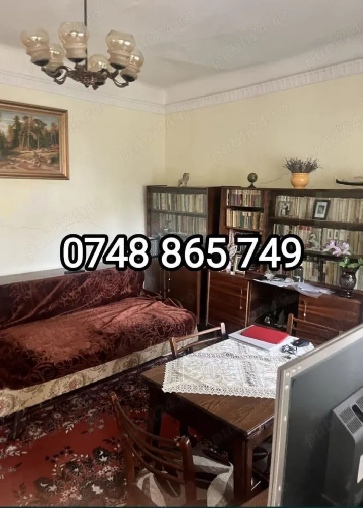 OPORTUNITATE ! Casa 3 C 100 m + teren 350 m , P de Piatra_Palas Campus - OPORTUNITATE !! Se ofera spre vanzare o casa plan parter, situata intr-o zona ravnita a municipiului Iasi ,Podul de Piatra_ Palas Campus , construita pe un teren de 350 mp . Imobilul, are structura din caramida , fundatie din piatra , trei camere , baie si o bucatarie, avand suprafata construita la sol de 100 m . In curte mai este construita o bucatarie de vara si un garaj pentru masina. Casa este racordata la toate utilitatile zonei ( gaz, apa , lumina, canalizare ) , deschidere la doua strazi . Datorita pozitionarii ( 5 minute mers pe jos pana la la Catredrala Mitropolitana,) este ideala atat pentru locuit cat si pentru INVESTITIE . Pretul de vanzare este de 275.000 euro Pentru informatii suplimentare si vizionare Cristi O_7_4_8_8_6_5_7_4_9