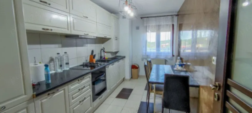 Ag BRASADAS vinde ap 2 cam 71mp Etaj 6/6 Podul de Fier 2015