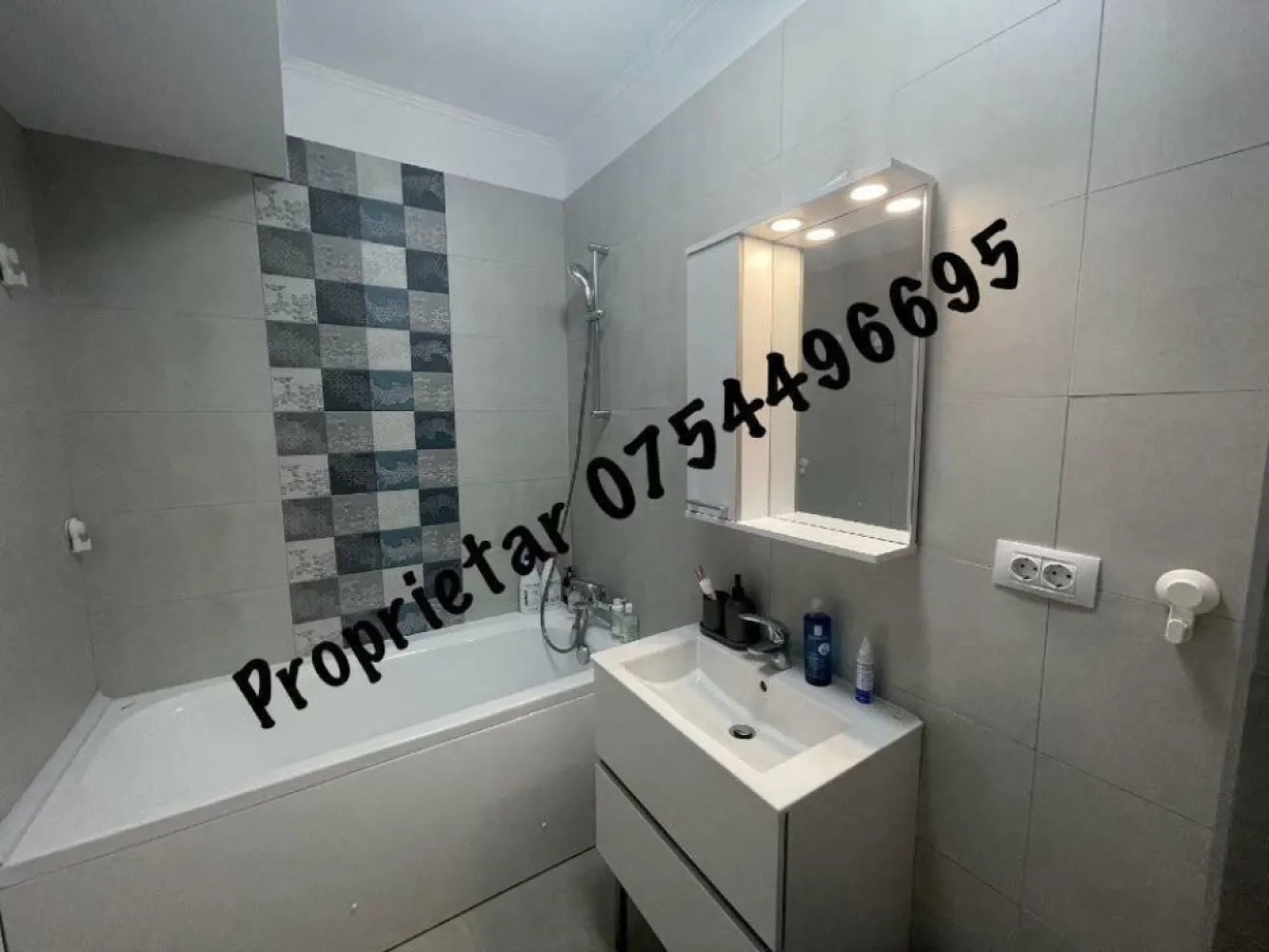 Apartament 3 camere , suprafata 90 mp, Zona Metrou N. Teclu - 155000 euro