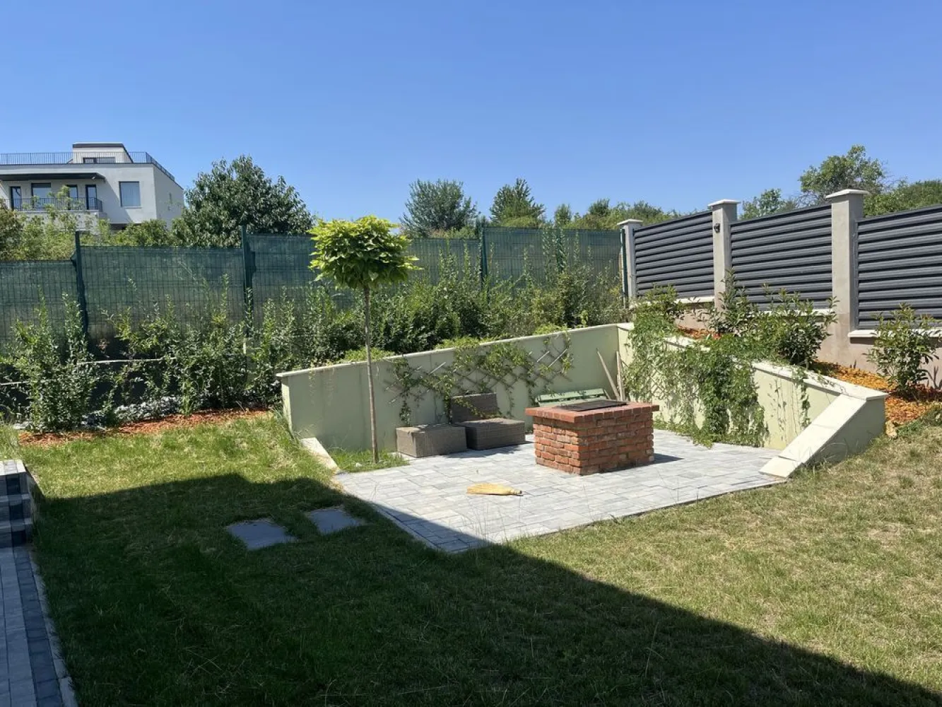 Casa Moara de Vant cu vedere superba spre lac si padure in zona SRU