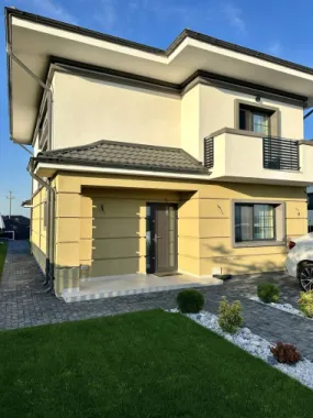 Casa single Iasi-strada Podisului (Platoul Insorit)-asfalt