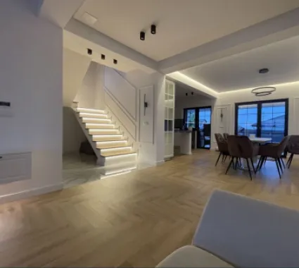 Casa single Iasi-strada Podisului (Platoul Insorit)-asfalt