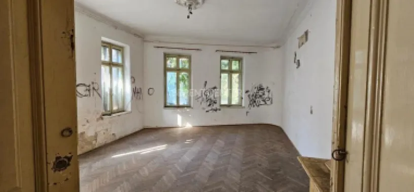 Proprietate exceptionala - Armeneasca