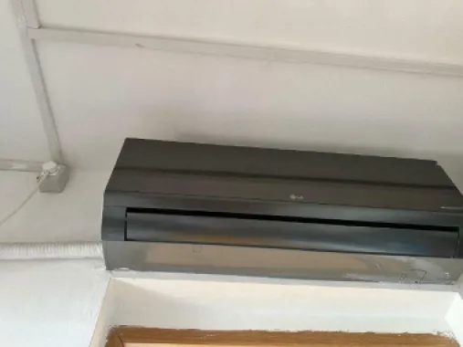 Apt 3cam renovat 69mp, dotat cu CT, AC , an 1985 etaj 7/8, mobilat