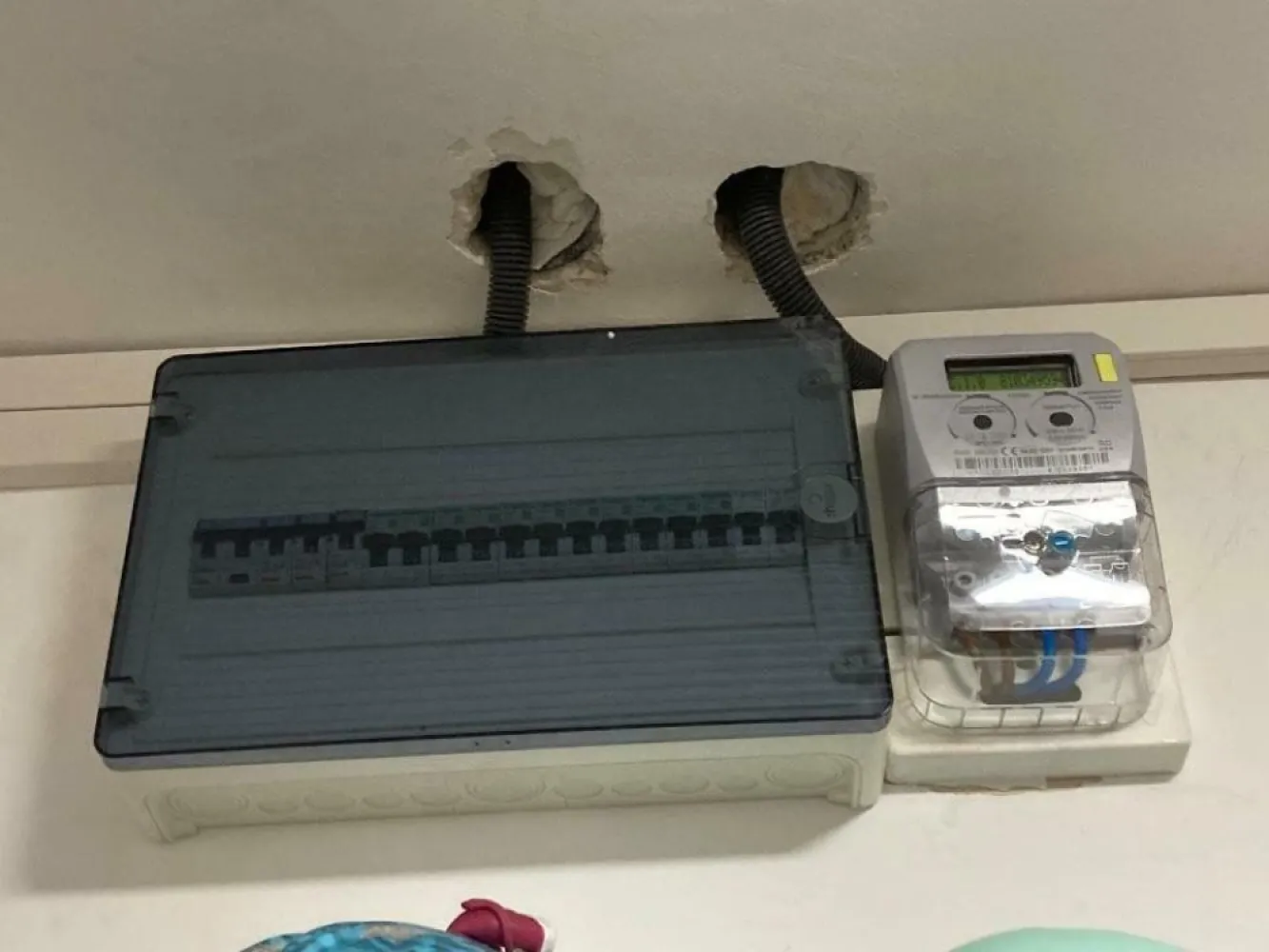 Apt 3cam renovat 69mp, dotat cu CT, AC , an 1985 etaj 7/8, mobilat