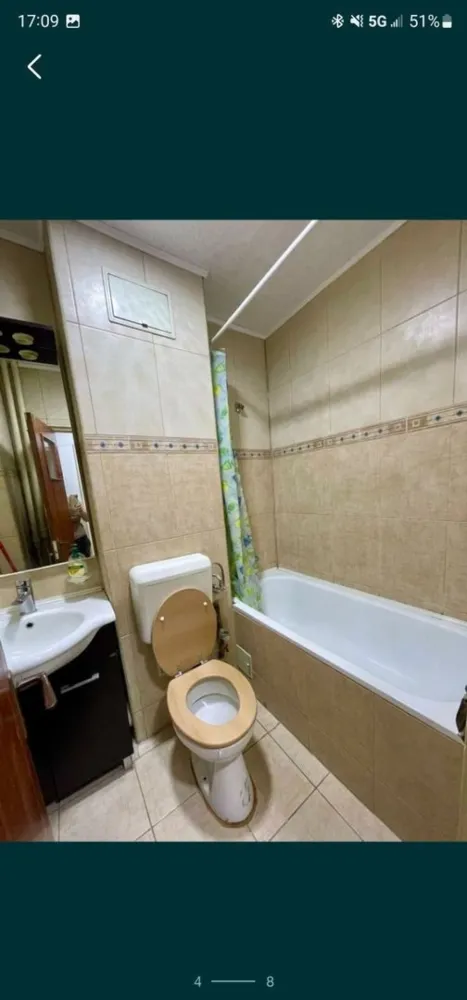 Particular închiriez Garsonieră dublă 420€ Mega mall - Particular închiriez Garsonieră dublă etaj 1 din 12 în intersecție la Delfinului lângă Mega mall, locuința dispune de 2 camere una de 17 metri pătrați urmând cealaltă de 10 metri pătrați, având o suprafață totală utilă de 40 de metri pătrați,este amplasată ca vedere pe spate fiind ferită de zgomotele de mașini, garsoniera se închiriază cum se prezintă în imagini mobilată utilată, În apropierea locuinței veți regăsi foarte multe facilități cum ar fi...! Piața Delfinului Lidl Parcuri de joacă copiii Grădinițe& școli Mega mall Farmacii Magazine Sală de fitness Stația de autobuz 104 101 335 Stația de tramvai 14 21 Etc... Toate acestea le aveți la 2 minute distanță față de locuință pe jos... pentru cei care cunosc zona știu acest lucru, pentru cei care nu cunosc vă veți convinge la fața locului! Se închiriază pe termen lung,1+1 chirie 420€ Garsoniera este liberă și disponibilă pentru închiriat! Rog și ofer seriozitate! Nu are centrală! Bloc 1979 Se predă cu saltea nouă pat Curata și igienizată