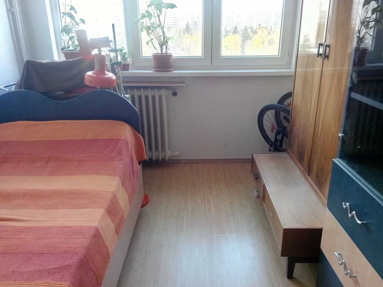 Vând apart. 3 camere-semidec-2bai-69mp-la 50 m de gură metrou Dristor1