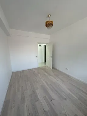 Apartament 3 Camere+curte 60mp - Bucur Obor