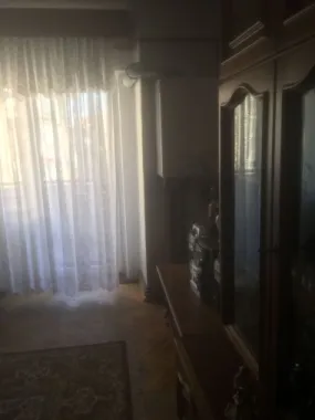 Ag BRASADAS vinde ap. 4 cam 93mp la etajul 3 în Carpați 2.