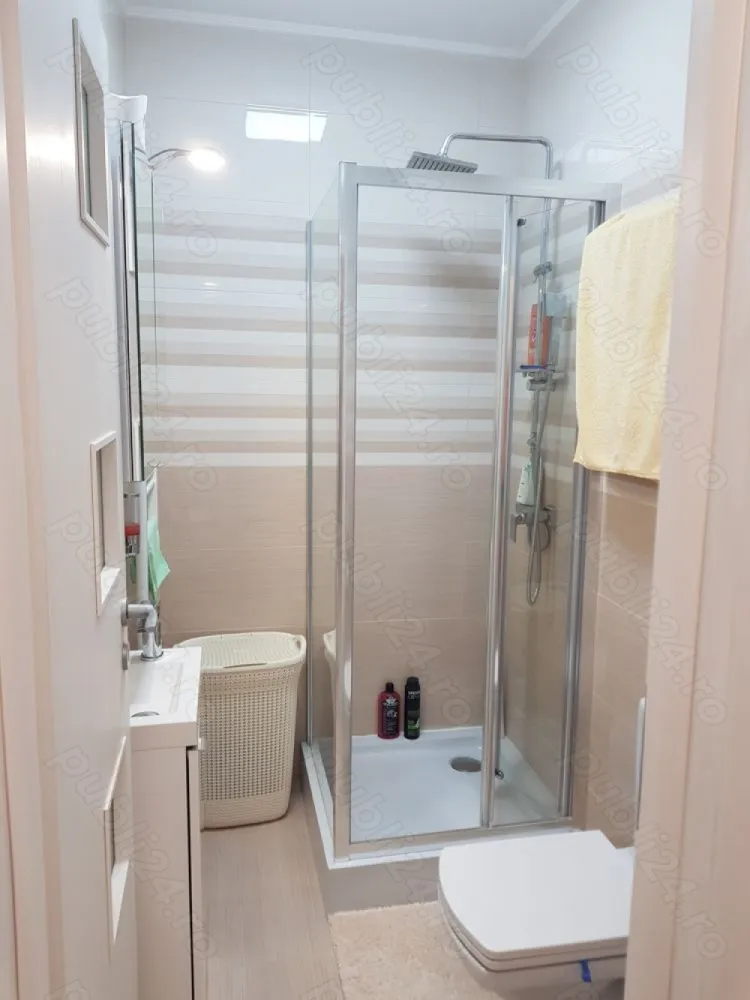 Apartament 3 camere, 80 mp utili, 2 locuri parcare, 2 bai, 2 balcoane