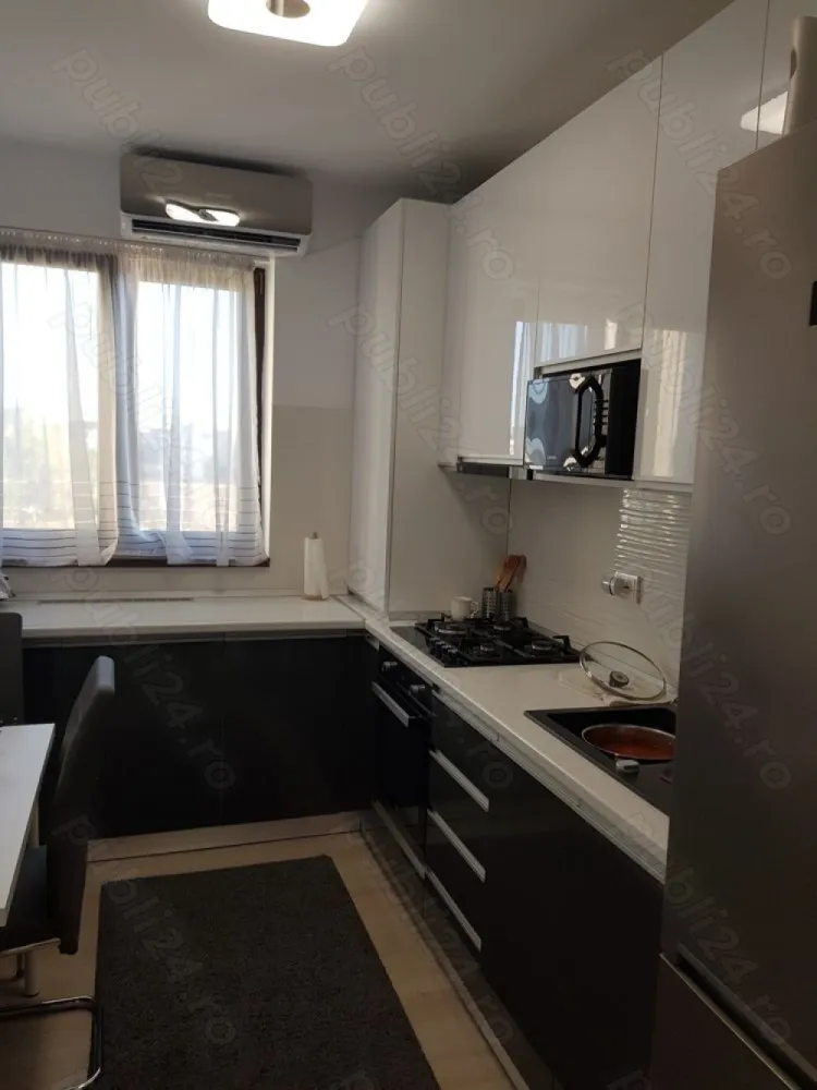 Apartament 3 camere, 80 mp utili, 2 locuri parcare, 2 bai, 2 balcoane