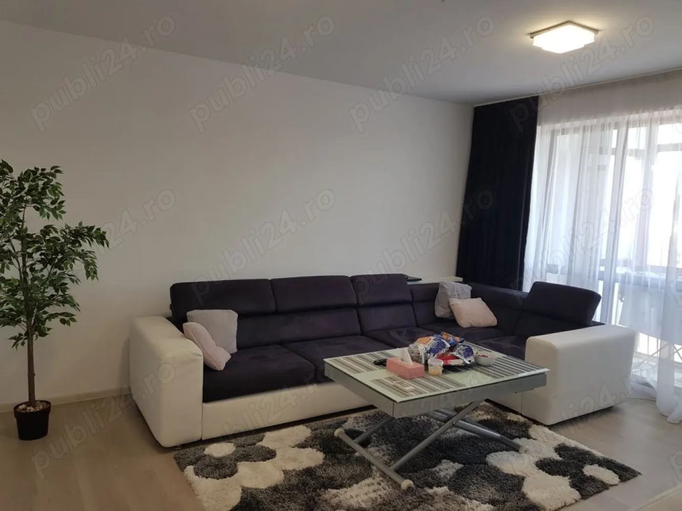 Apartament 3 camere, 80 mp utili, 2 locuri parcare, 2 bai, 2 balcoane