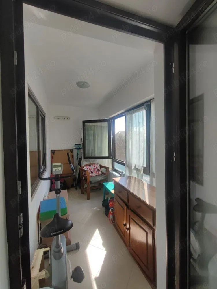 Ag BRASADAS vinde ap. 3 cam. in Complexul Newton Tătărași.