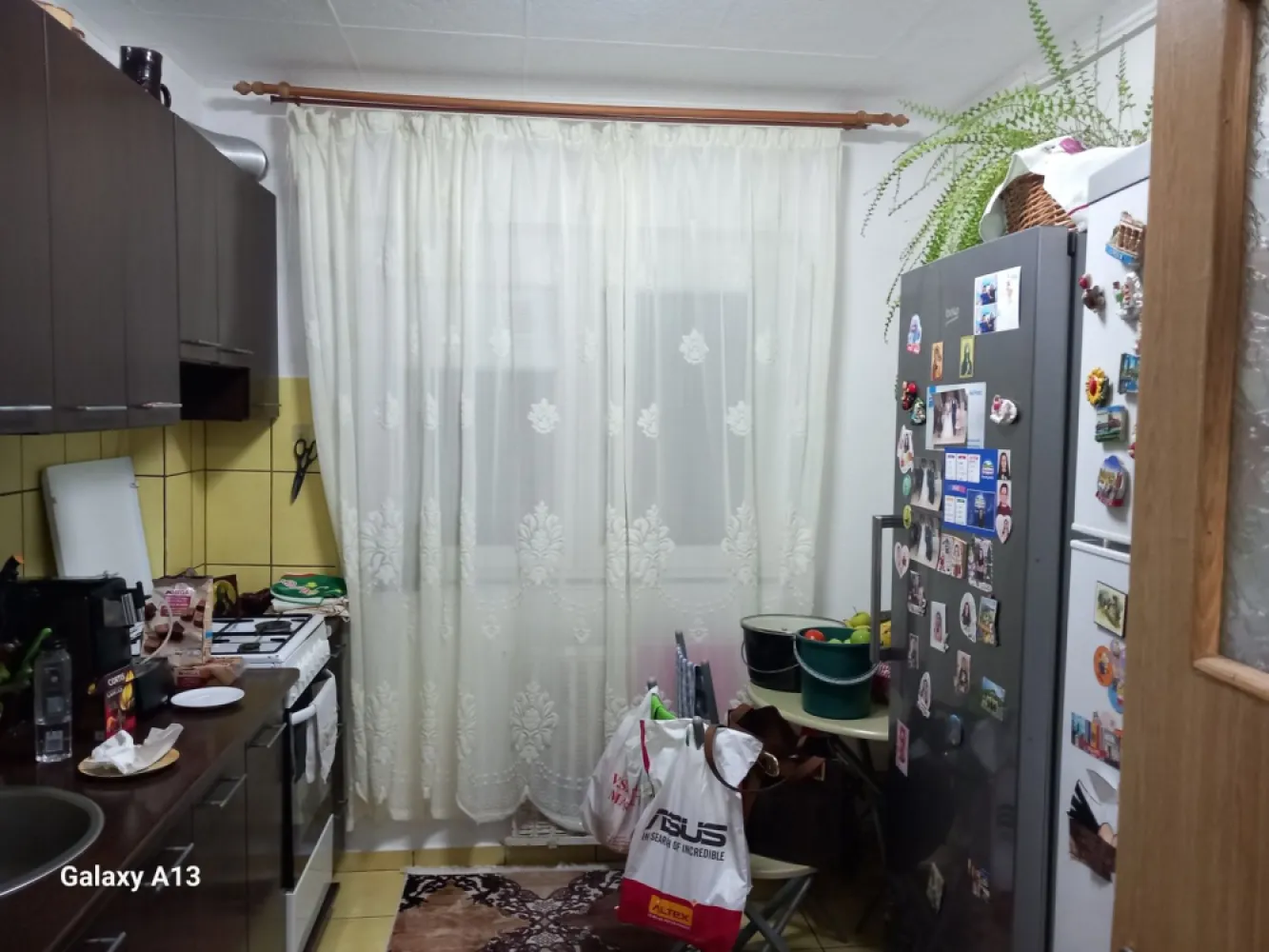 Ag BRASADAS vinde ap 2 cam etaj 8/8 zona IRA.