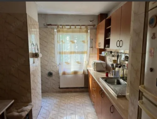 Vanzare Apartament 3 camere