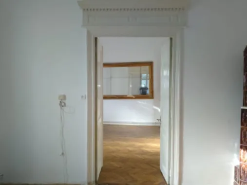 Inchiriez casa la curte in centru,zona Foisorul de Foc
