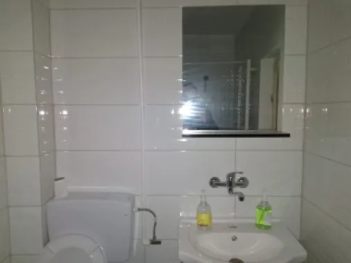 Inchiriez casa la curte in centru,zona Foisorul de Foc